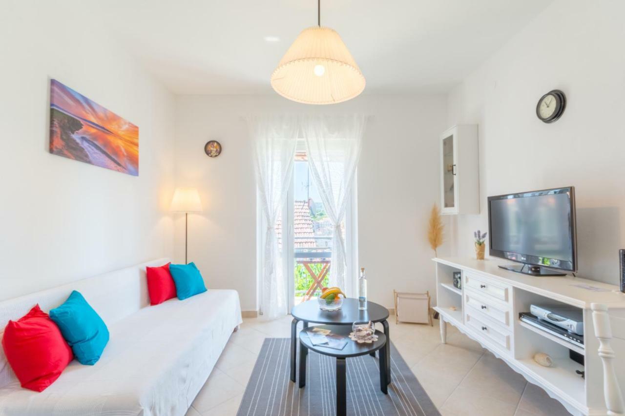 Seaview Apartment Toni Milna (Brac)