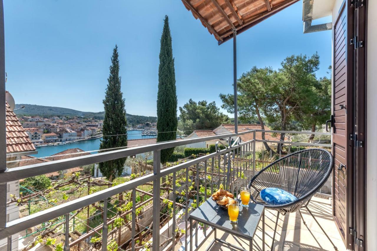 Seaview Toni Apartamento